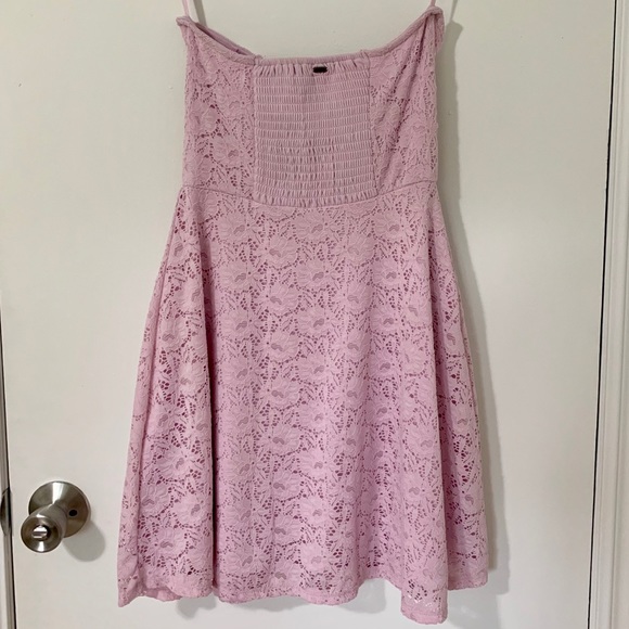 Garage Lilac Lace Dress w/ Button Detail - Picture 2 of 4